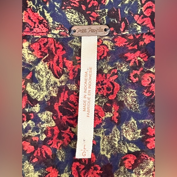 Free People Sheer button down floral shirt sz L - Picture 6 of 12